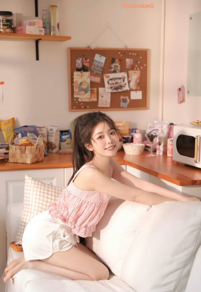 今天仍然是自己喜欢的样子✌♀️：@豆梓Dou @天航工作室