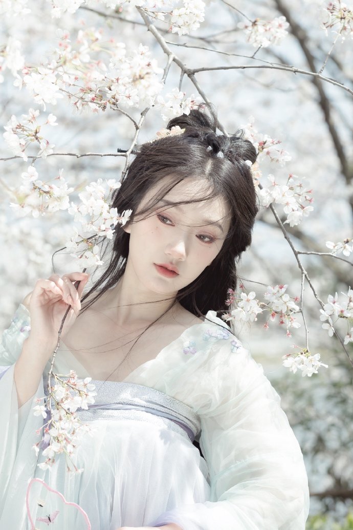 “春色几分闲”摄影@只屿渔出镜♀️ @冬初六_